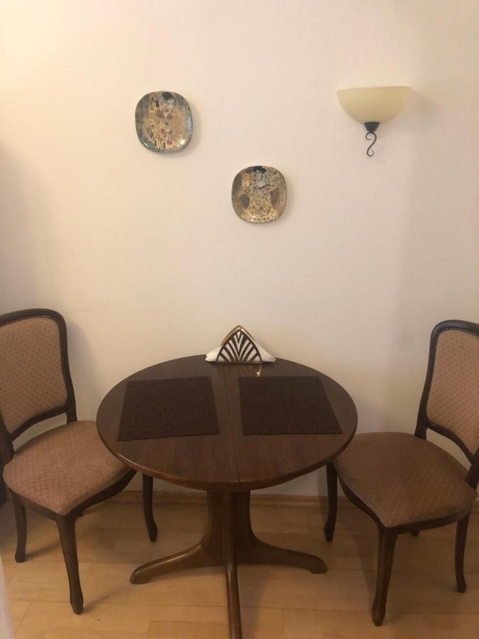 Central & Classic In Vienna Apartment Bagian luar foto