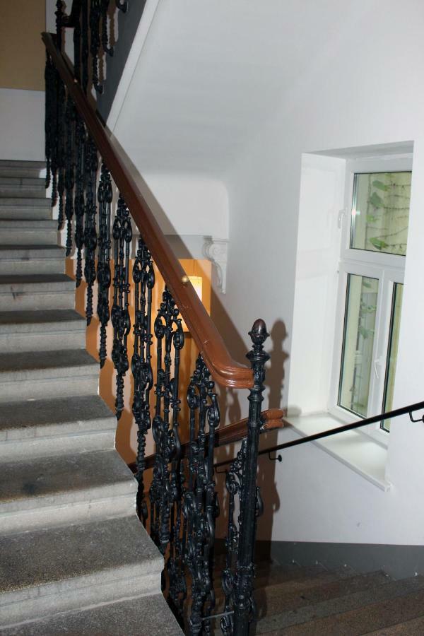 Central & Classic In Vienna Apartment Bagian luar foto