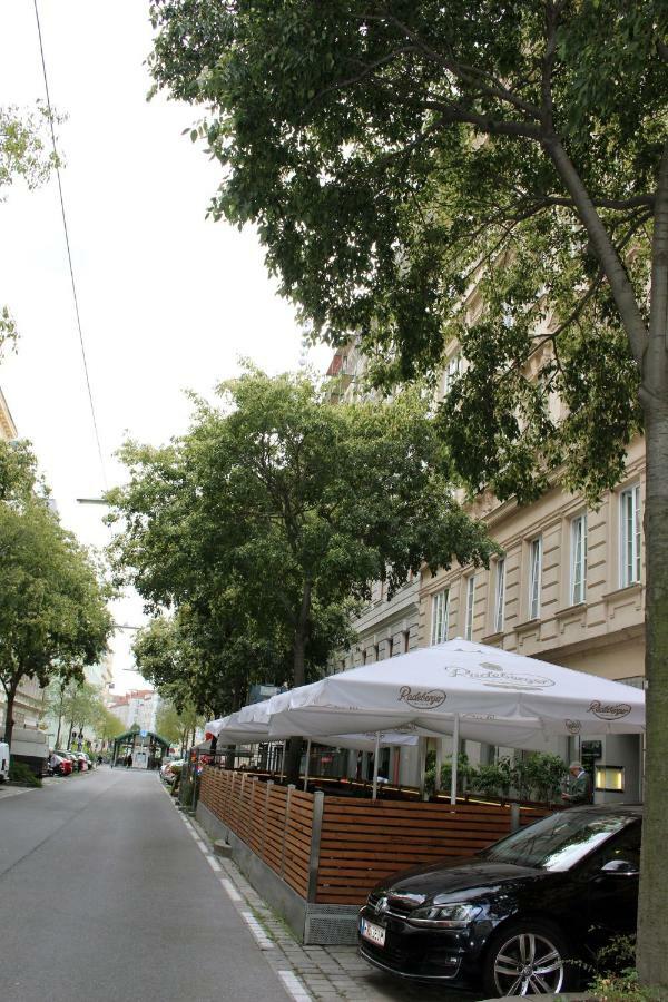 Central & Classic In Vienna Apartment Bagian luar foto